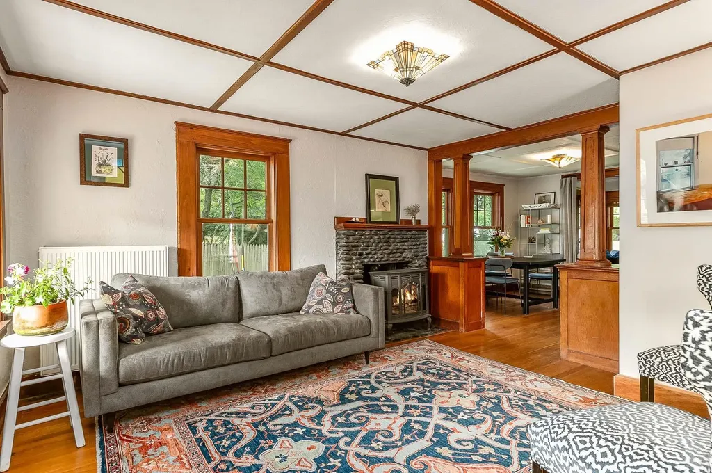 27 Philbrick Road Kittery ME 03904