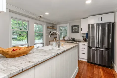 27 Philbrick Road Kittery ME 03904