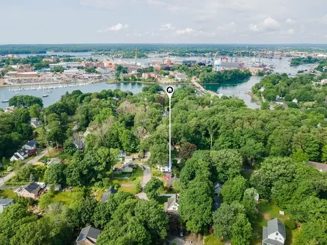 27 Philbrick Road Kittery ME 03904