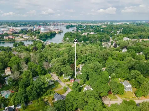 27 Philbrick Road Kittery ME 03904