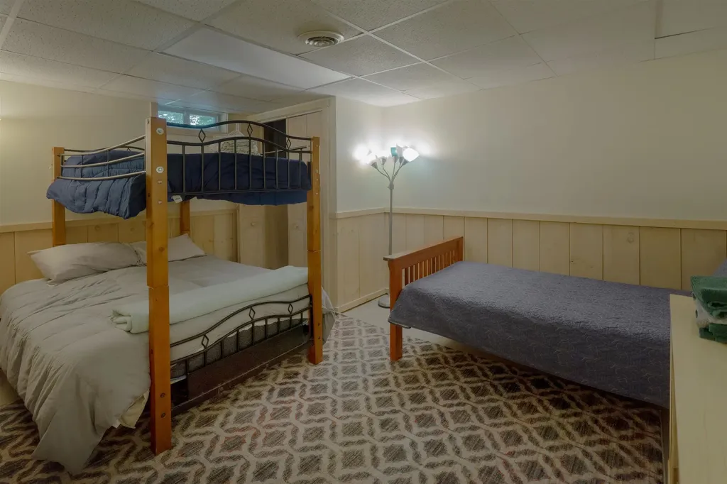 33 Joan's Ridge Road Dover VT 05356