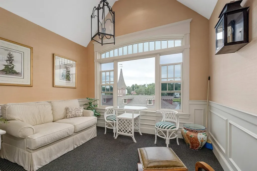 61-3 Central Avenue Wolfeboro NH 03894
