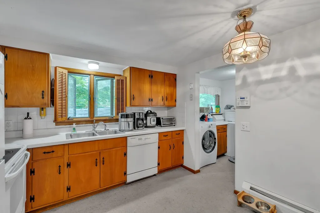 59 Windywood Road Barre Town VT 05641