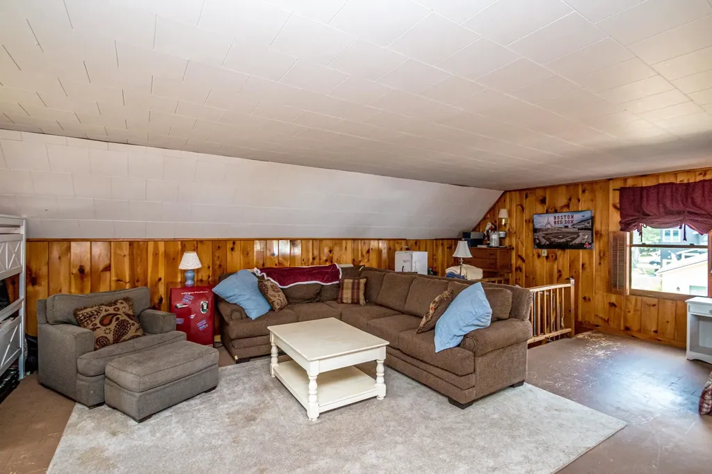 89 Joe Del Drive Wakefield NH 03830
