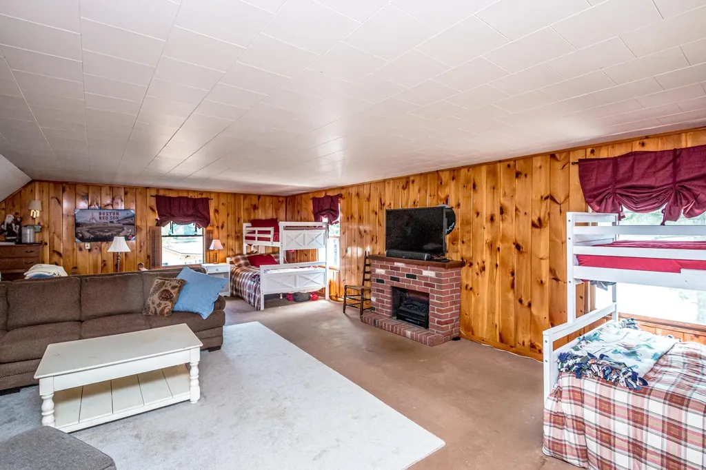 89 Joe Del Drive Wakefield NH 03830