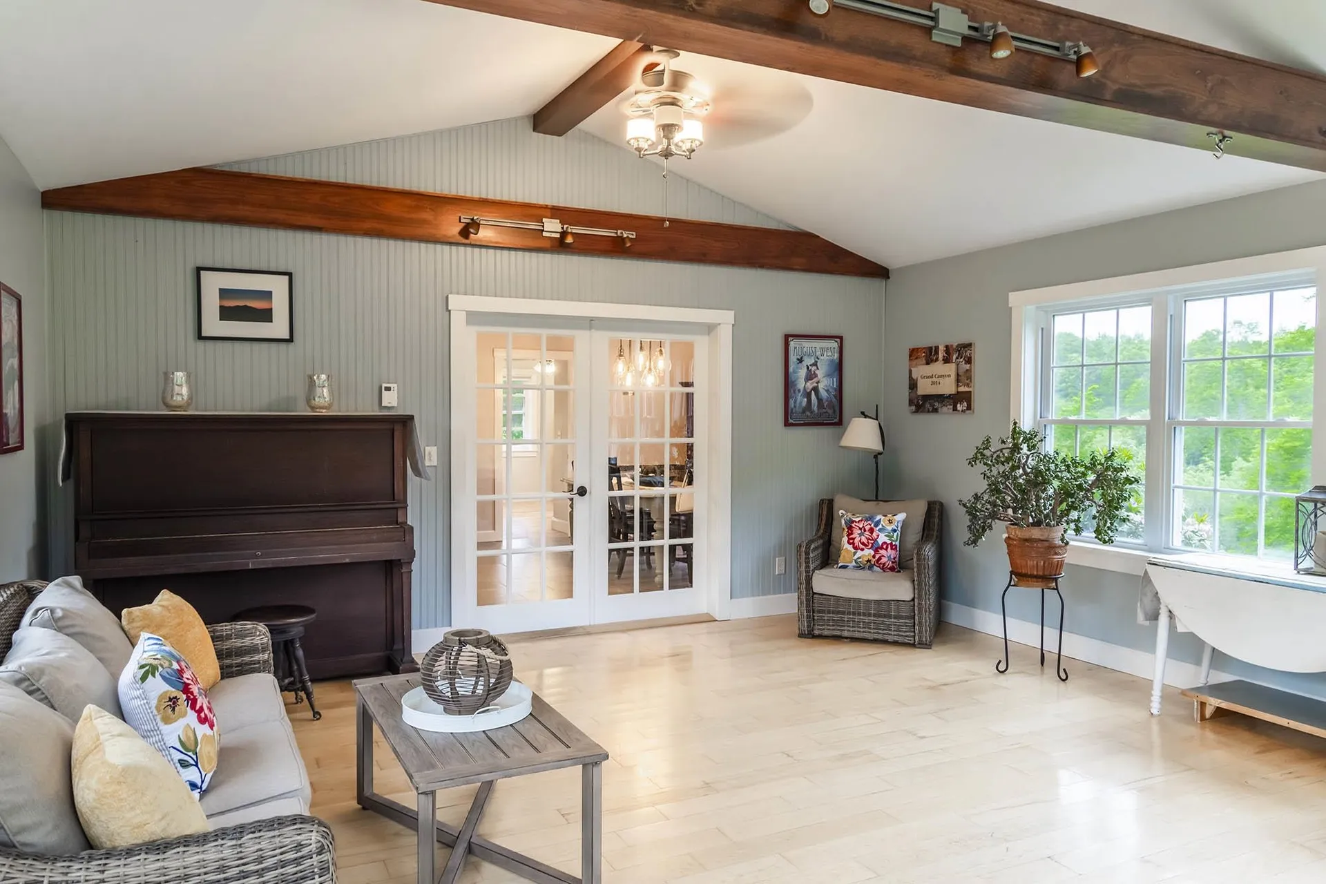 86 Appletree Lane Newport City VT 05855