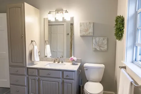 86 Appletree Lane Newport City VT 05855