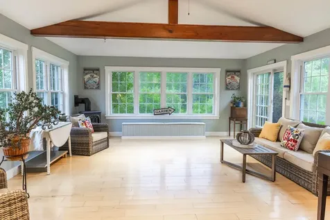 86 Appletree Lane Newport City VT 05855