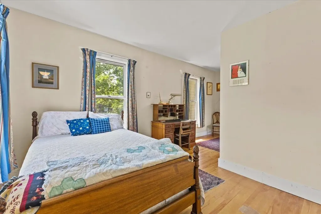 50 Commonwealth Avenue Hyde Park VT 05655