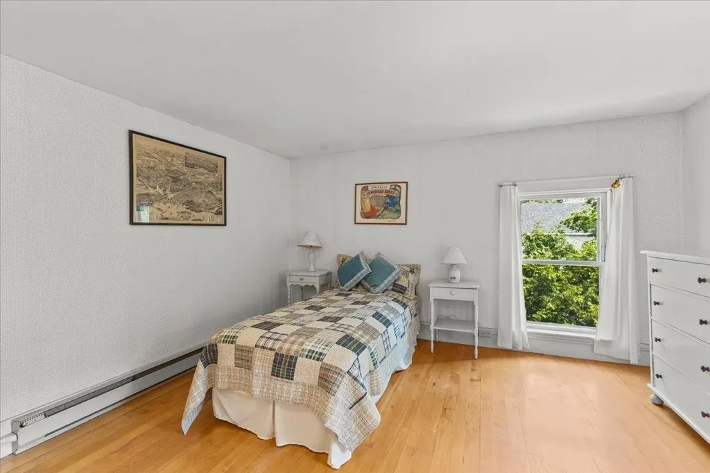 50 Commonwealth Avenue Hyde Park VT 05655