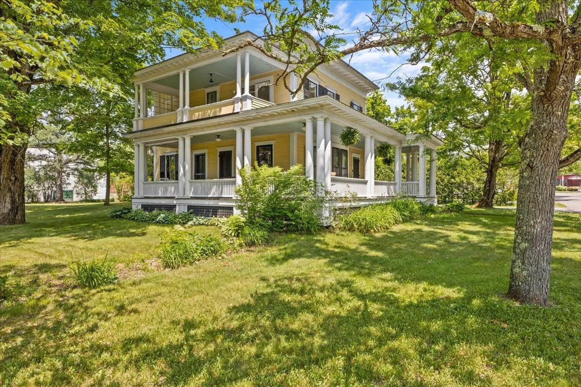 50 Commonwealth Avenue Hyde Park VT 05655