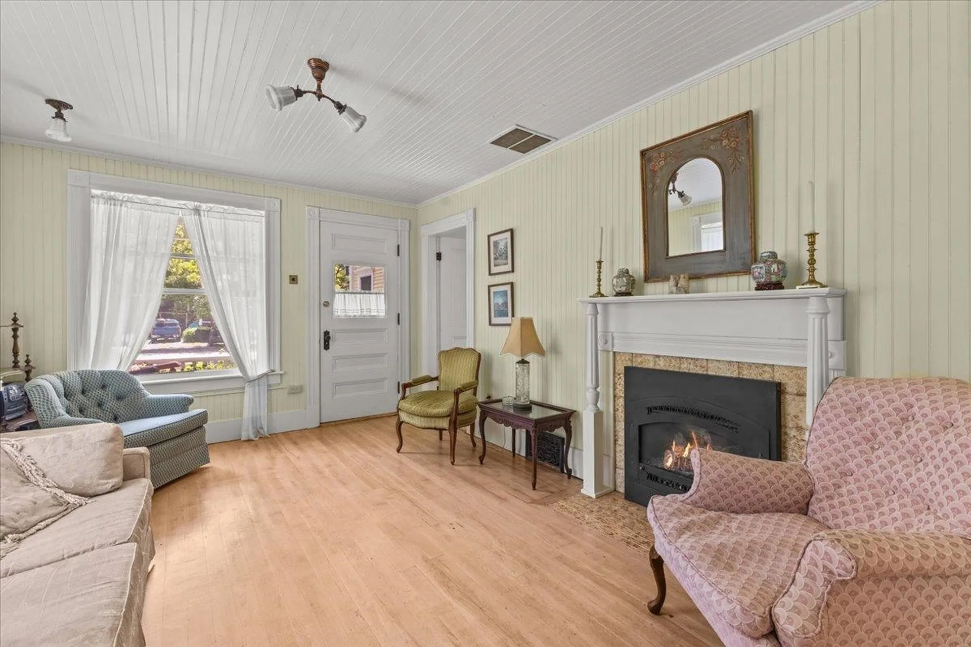 50 Commonwealth Avenue Hyde Park VT 05655