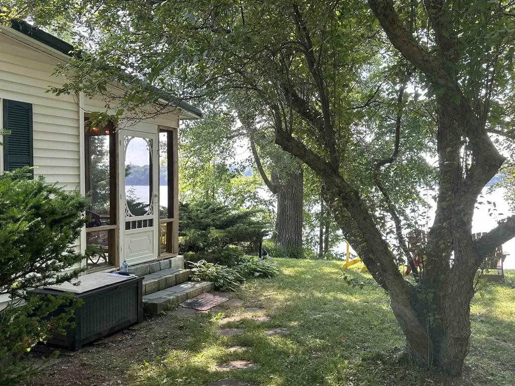1032 Blockhouse Point Road North Hero VT 05474