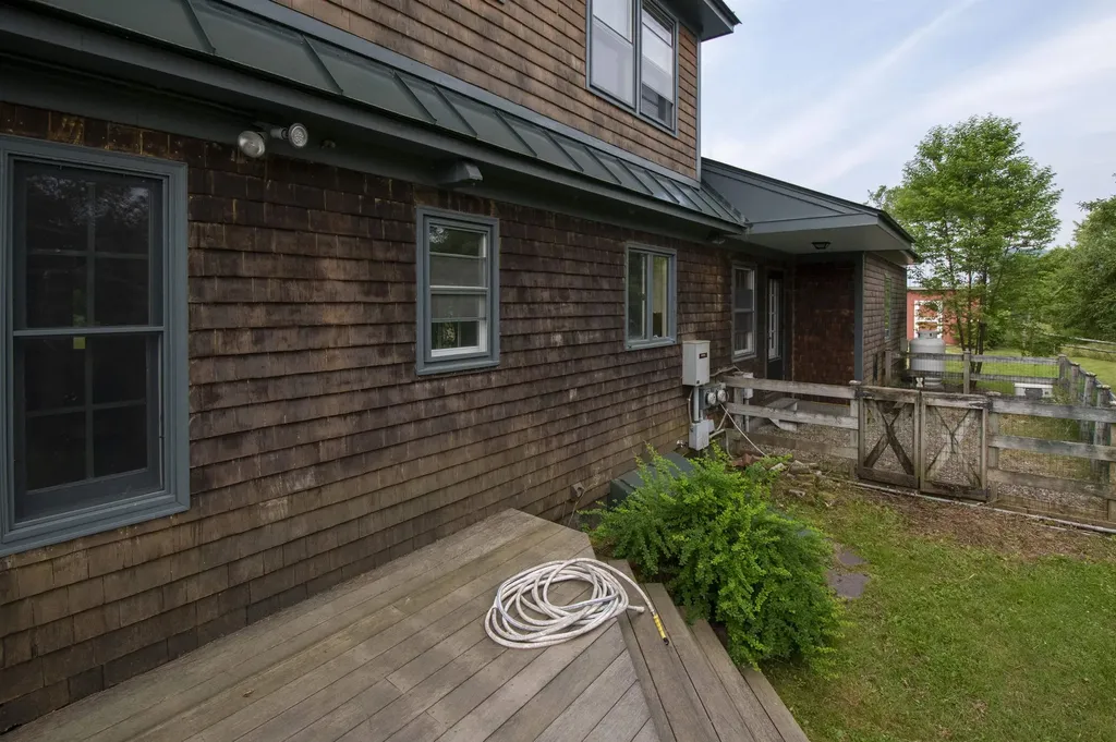 376 Grimes Road Lincoln VT 05443