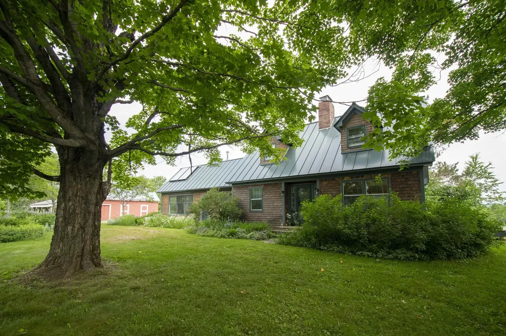 376 Grimes Road Lincoln VT 05443