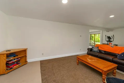 4 Fieldstone Drive Sunapee NH 03782