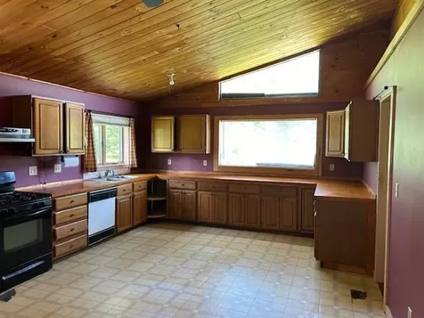 23 Hemenway Road Ludlow VT 05149