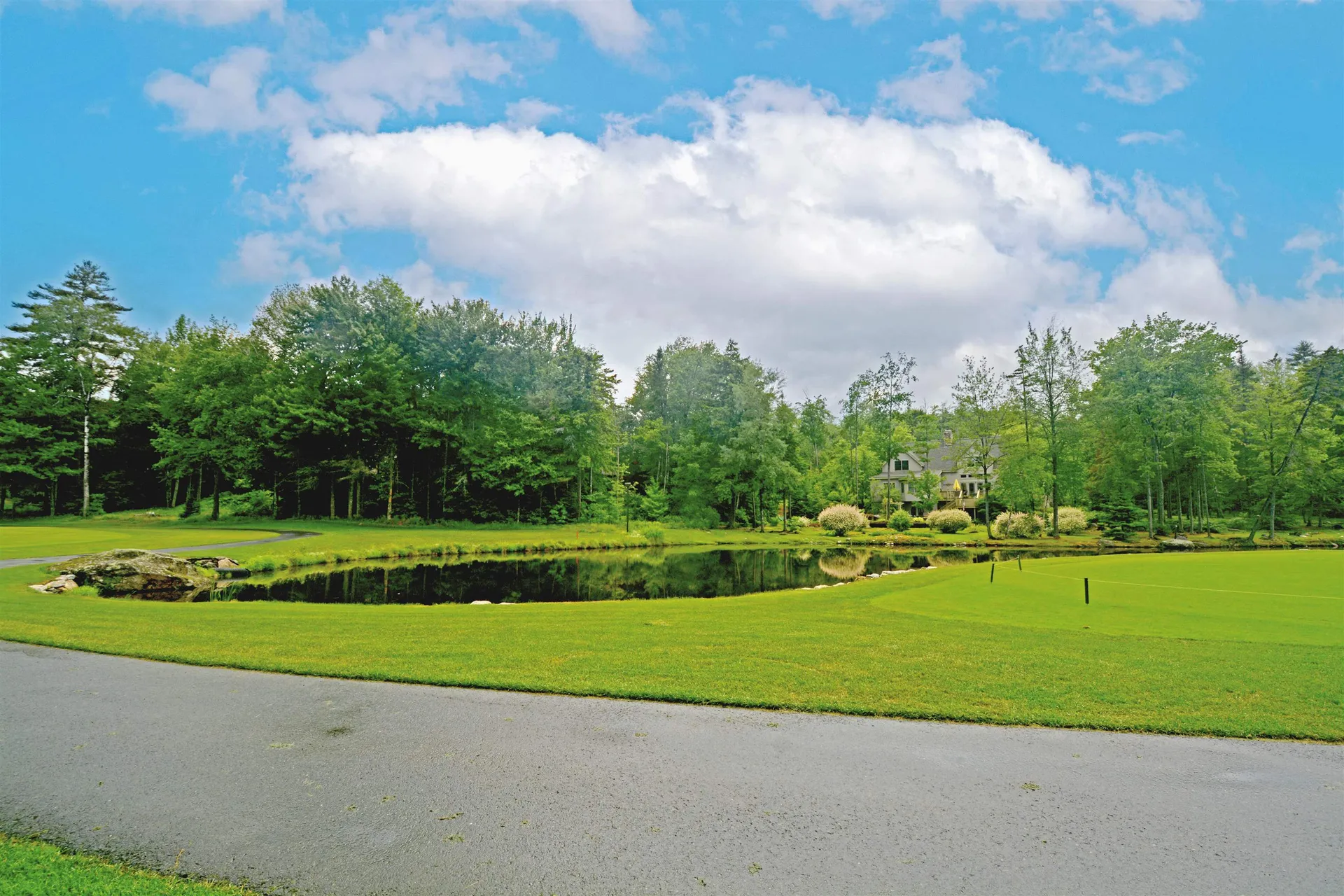 89 Greensward Drive Grantham NH 03753