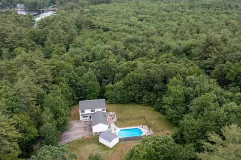 5 Reinfuss Lane Kingston NH 03848