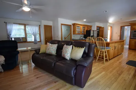 5 Reinfuss Lane Kingston NH 03848