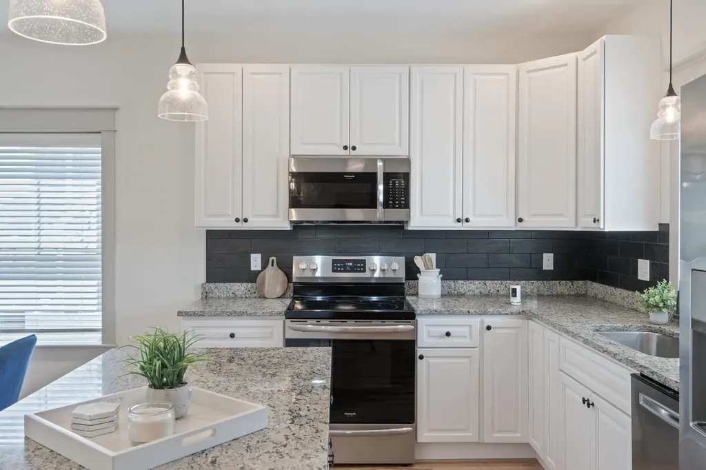 16 Eisenhower Drive Rochester NH 03867