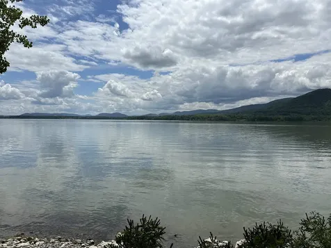 51 Island Drive Bridport VT 05734