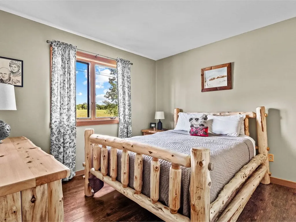 512 Delong Lane Shoreham VT 05770