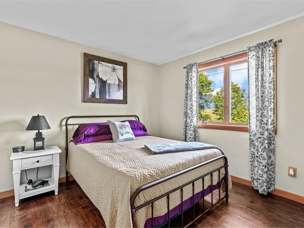512 Delong Lane Shoreham VT 05770