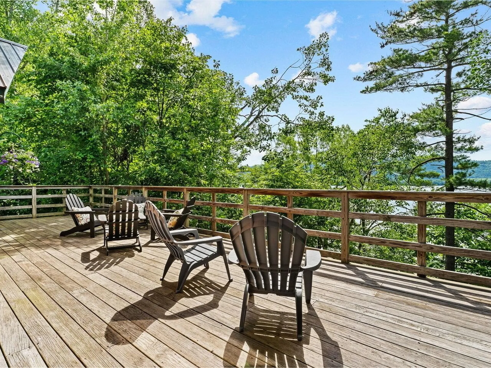 512 Delong Lane Shoreham VT 05770