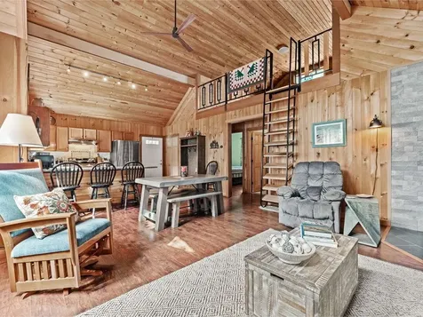 512 Delong Lane Shoreham VT 05770