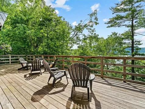 512 Delong Lane Shoreham VT 05770