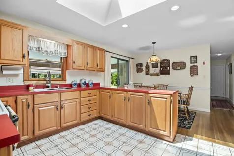 74 Exeter Road South Hampton NH 03827