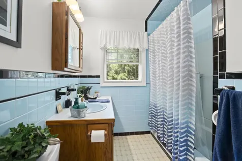 74 Exeter Road South Hampton NH 03827