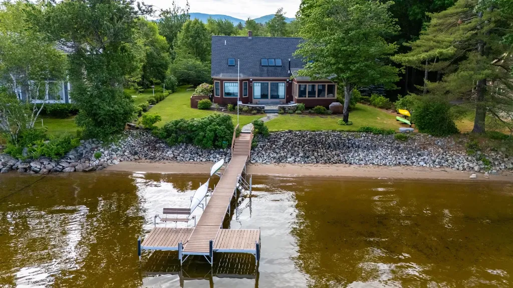 14 Long Sands Road Ossipee NH 03814