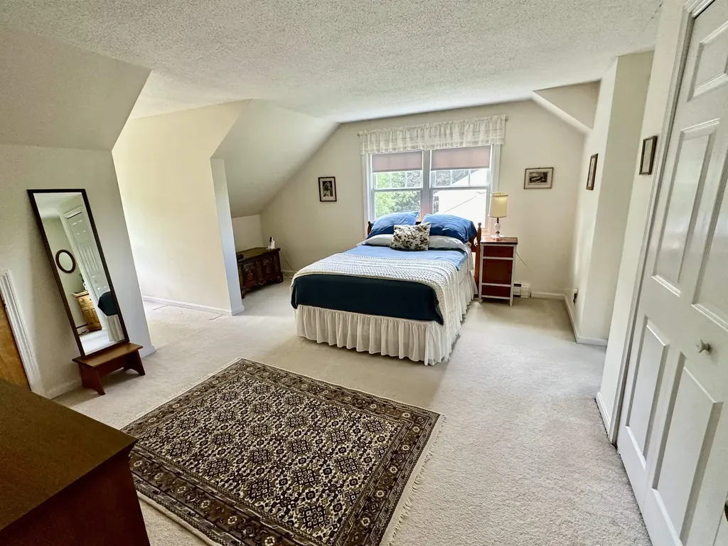 5 Baycrest Drive South Burlington VT 05403