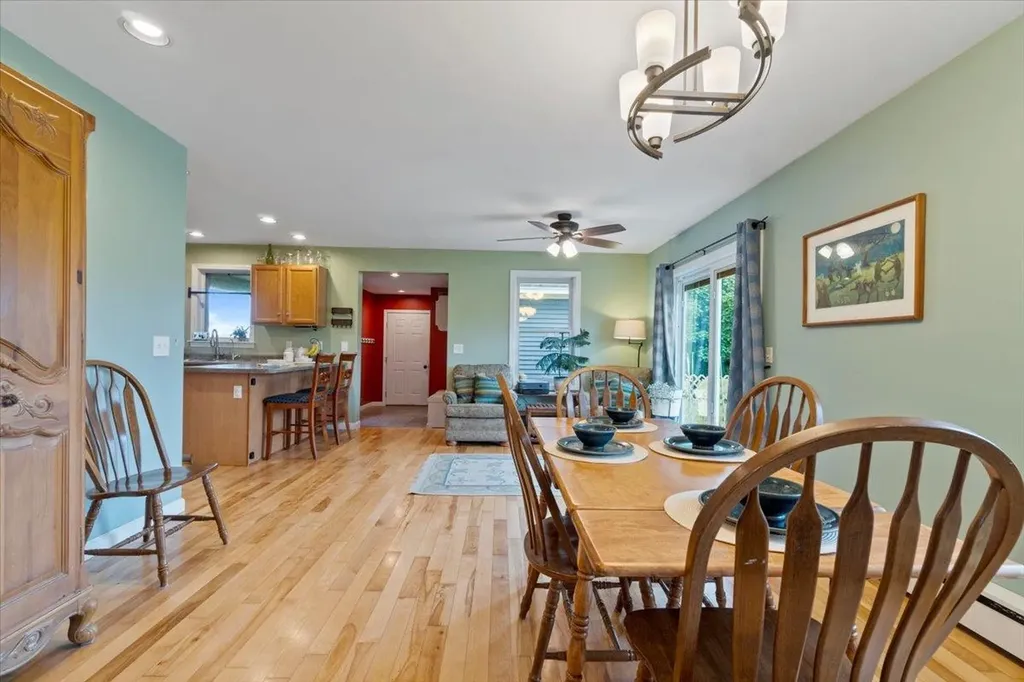 99 Mountain View Road Ferrisburgh VT 05473