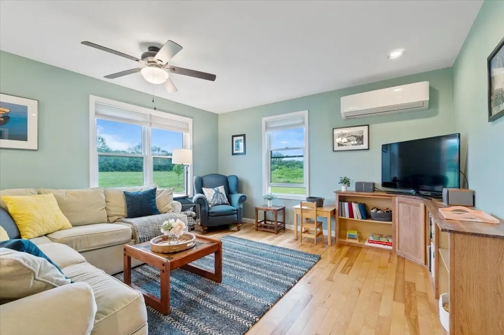 99 Mountain View Road Ferrisburgh VT 05473
