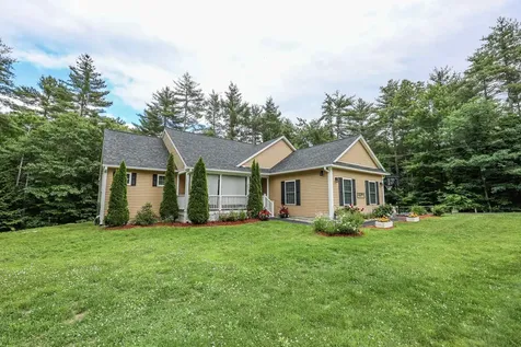 5 Ames Road Brookline NH 03033