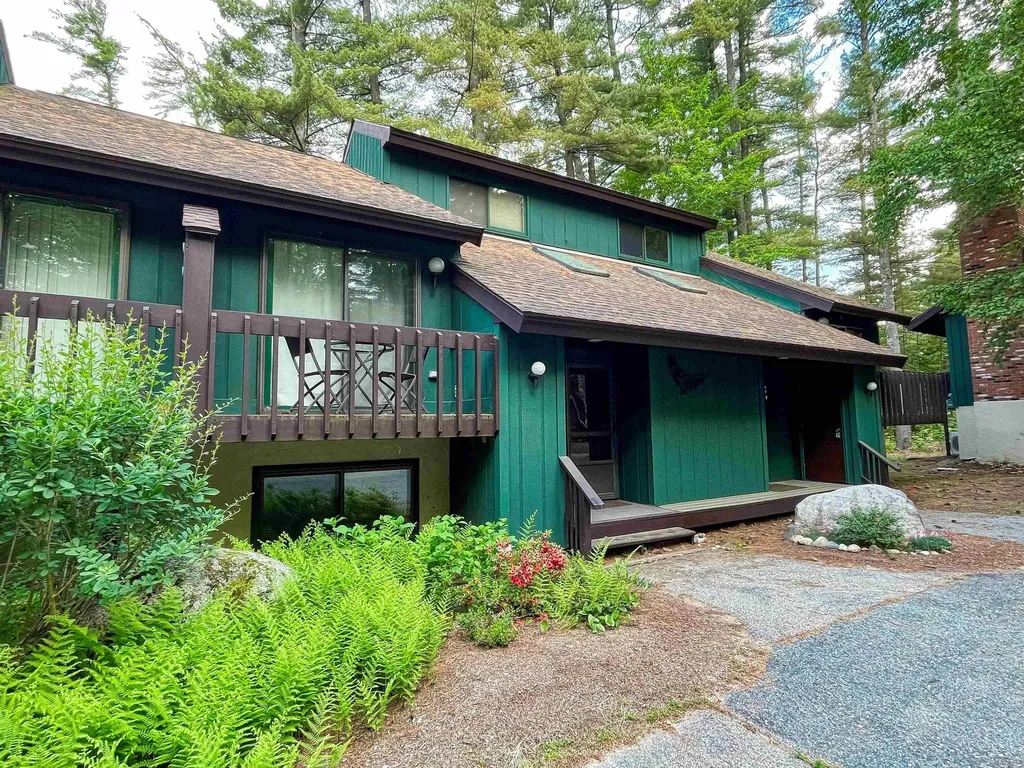 121 Stonehurst Manor Road Conway NH 03860