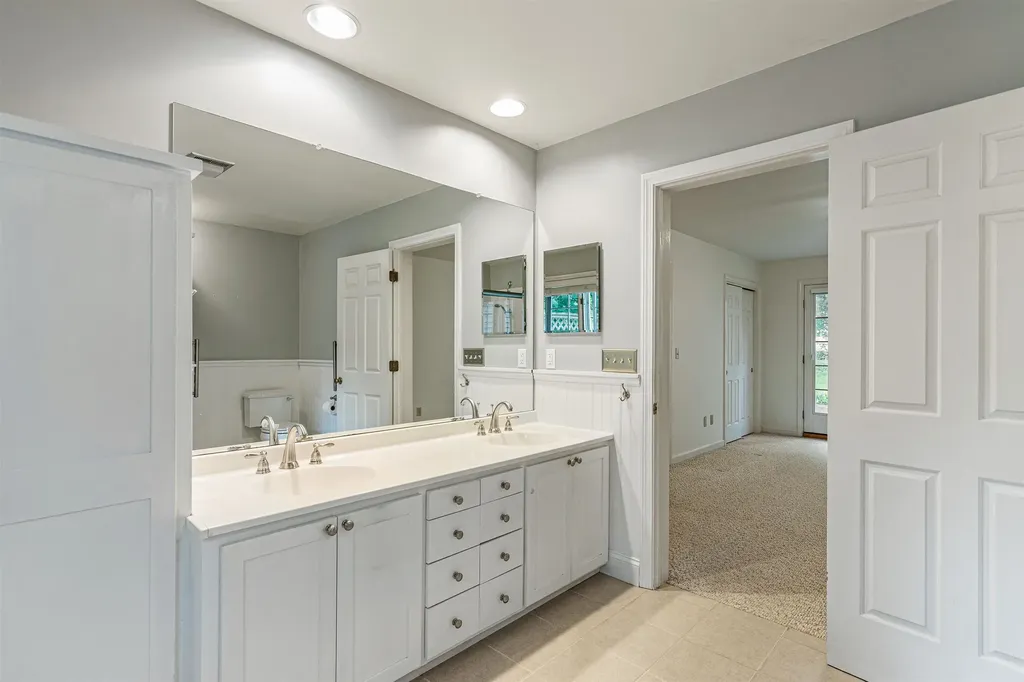 141 Covington Lane Shelburne VT 05482