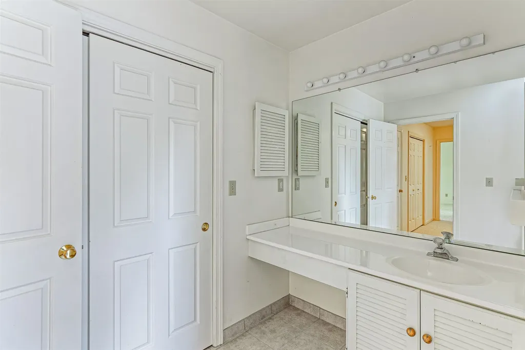 141 Covington Lane Shelburne VT 05482