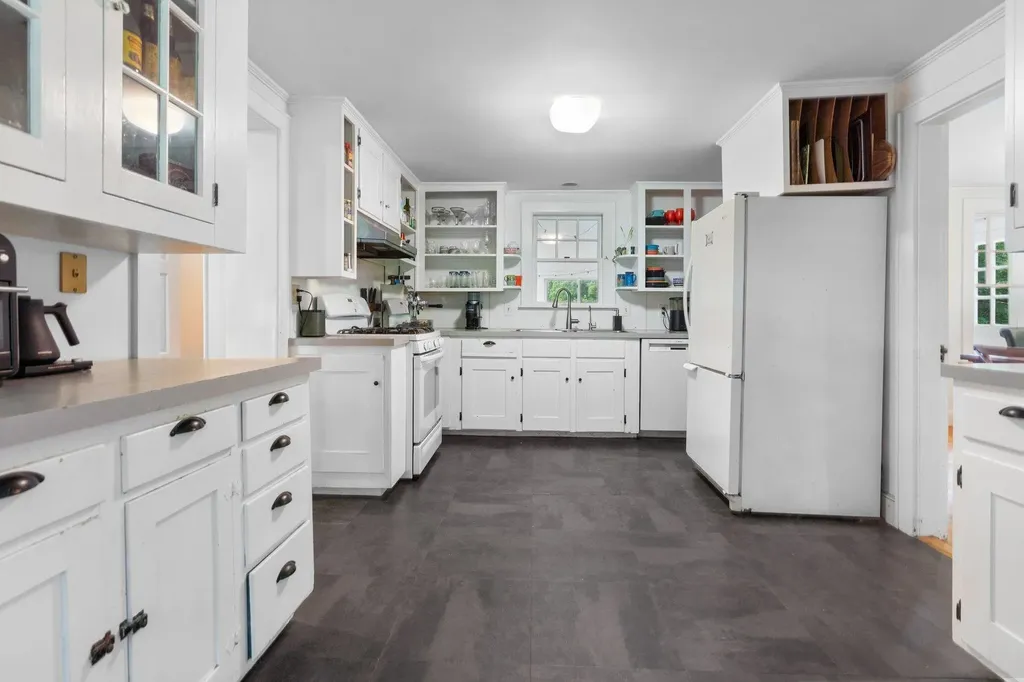 19 Blueberry Lane Rye NH 03870