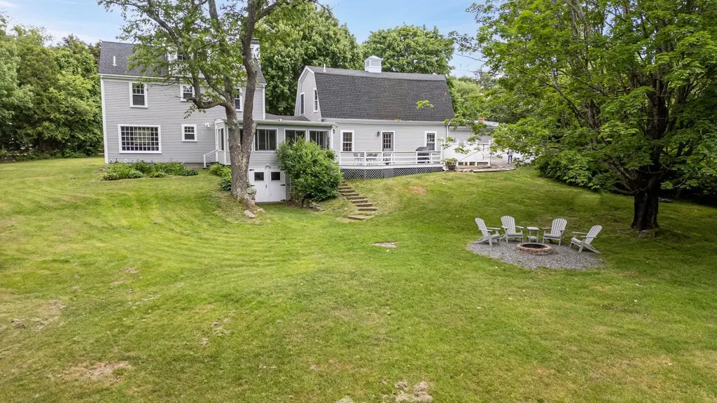 19 Blueberry Lane Rye NH 03870