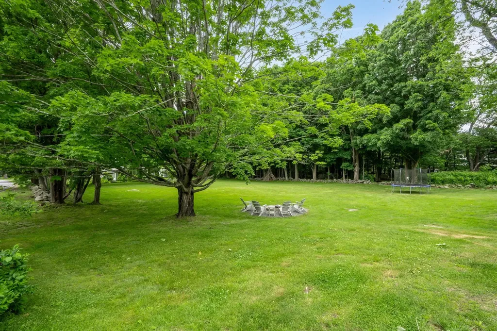 19 Blueberry Lane Rye NH 03870