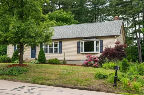 11 Conant Road Nashua NH 03062