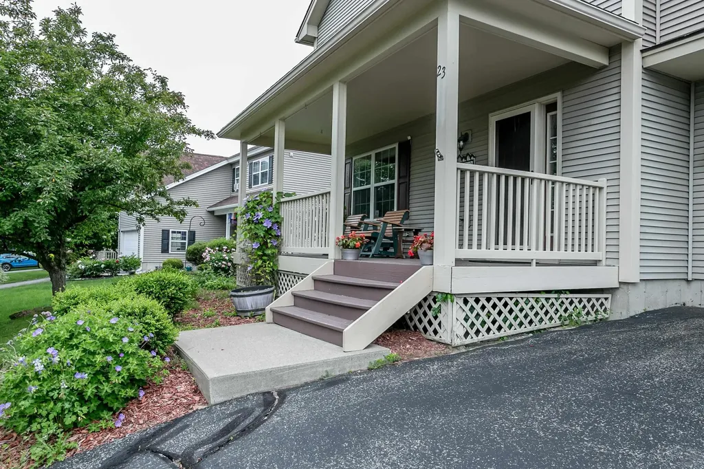 23 Floral Street South Burlington VT 05403