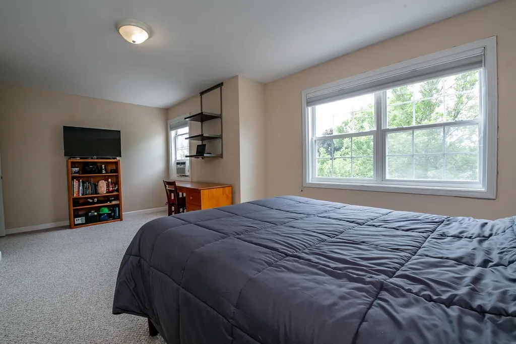 23 Floral Street South Burlington VT 05403