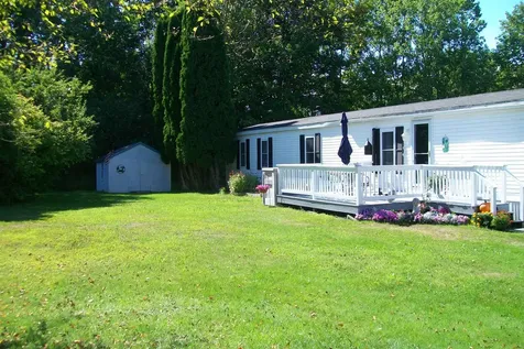 23 Sandalwood Circle Kittery ME 03904