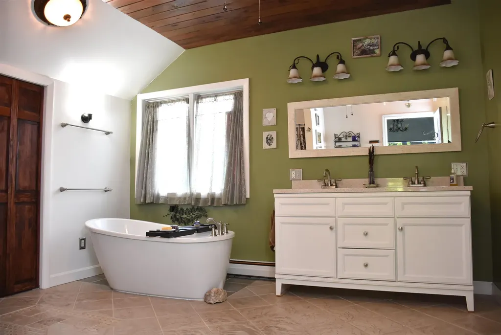 223 Pleasant Avenue Marshfield VT 05658