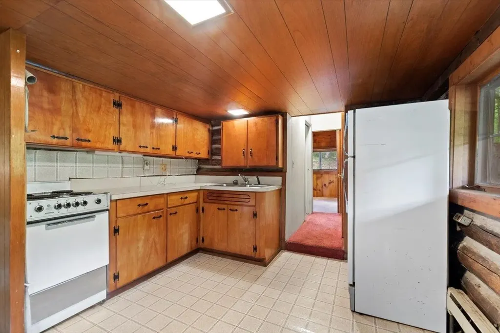 4355 Sandgate Road Sandgate VT 05250